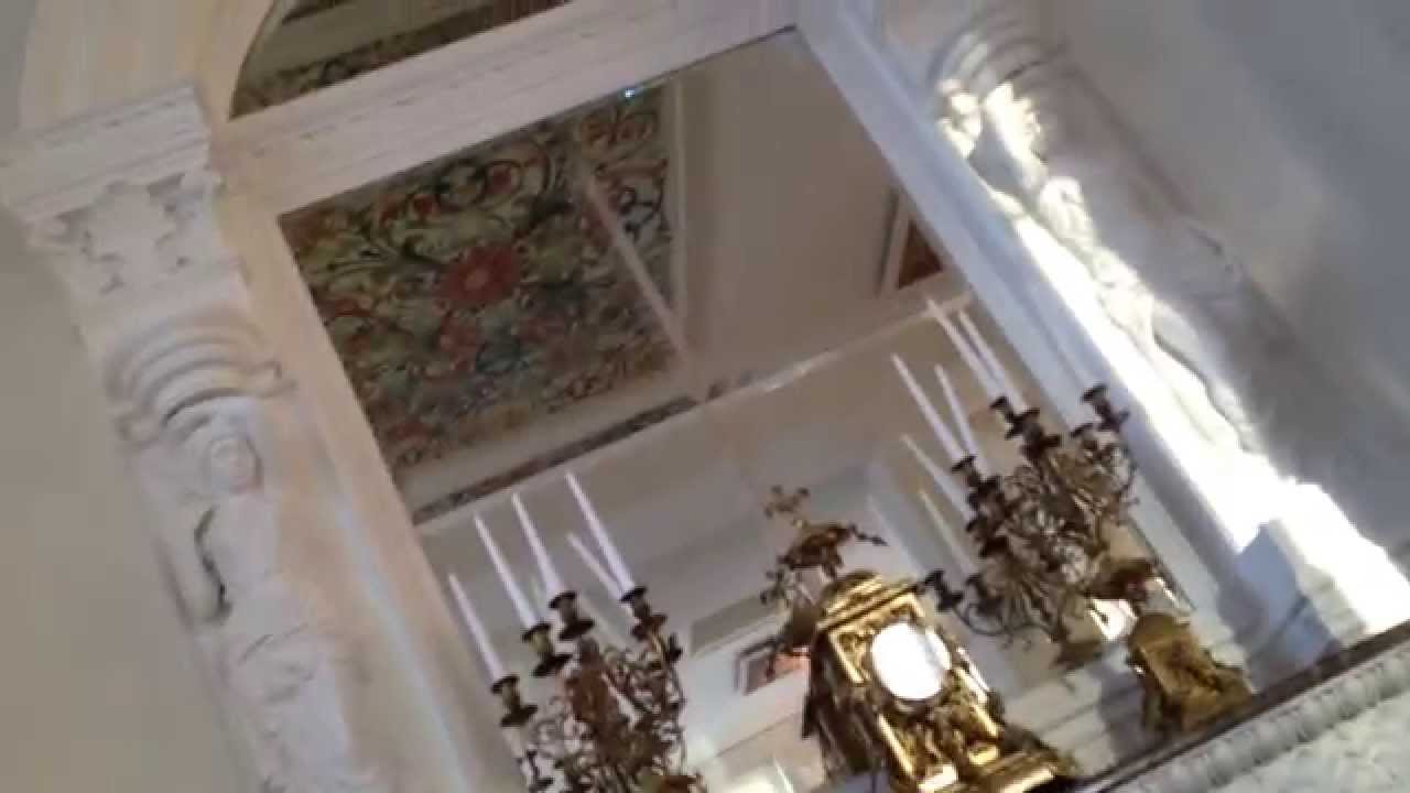 A very different pizza place in Moscow!