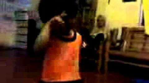 Hazel Vasquez dancing