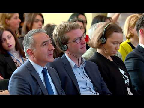 \"მასწავლებელი - მეგზური ევროპისკენ\" გაიხსნა