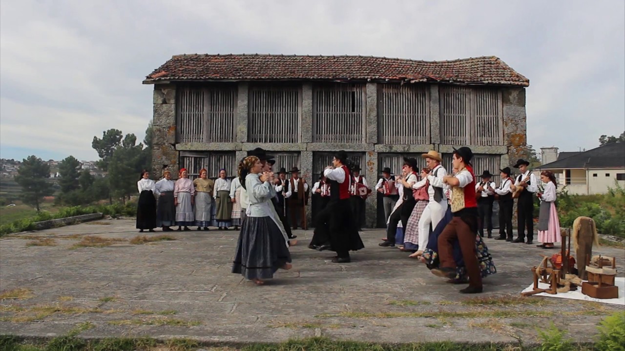 Chula de Pares do Rancho Folclórico de Figueiró Amarante