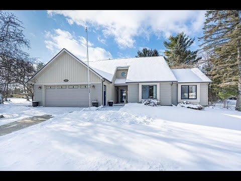 1217 Eagle Nest Drive, Rochester, MI home video tour
