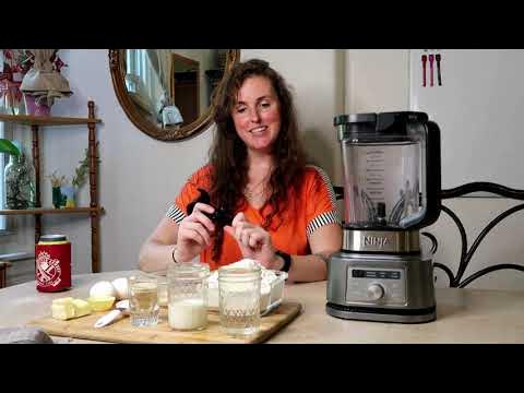 Blender  Making a smoothie bowl (Ninja® Foodi® Power Pitcher System) 