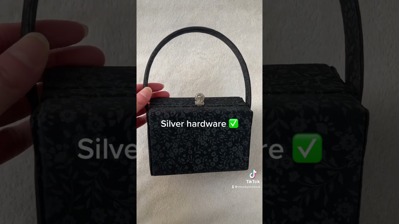 Unboxing Vintage Versace handbag - Ebay find !