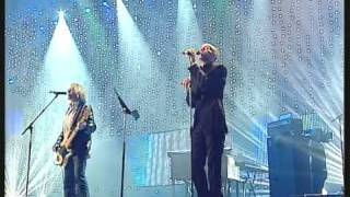 REM - Leaving New York @ Koln (Cologne) Germany - 24 Septembre 2004 chords