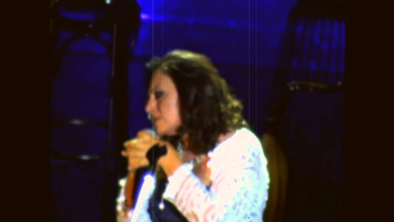 Χάρις Αλεξίου - Κλείσε τα μάτια σου