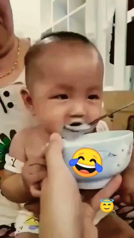 cute baby laughing smiling 😆😆