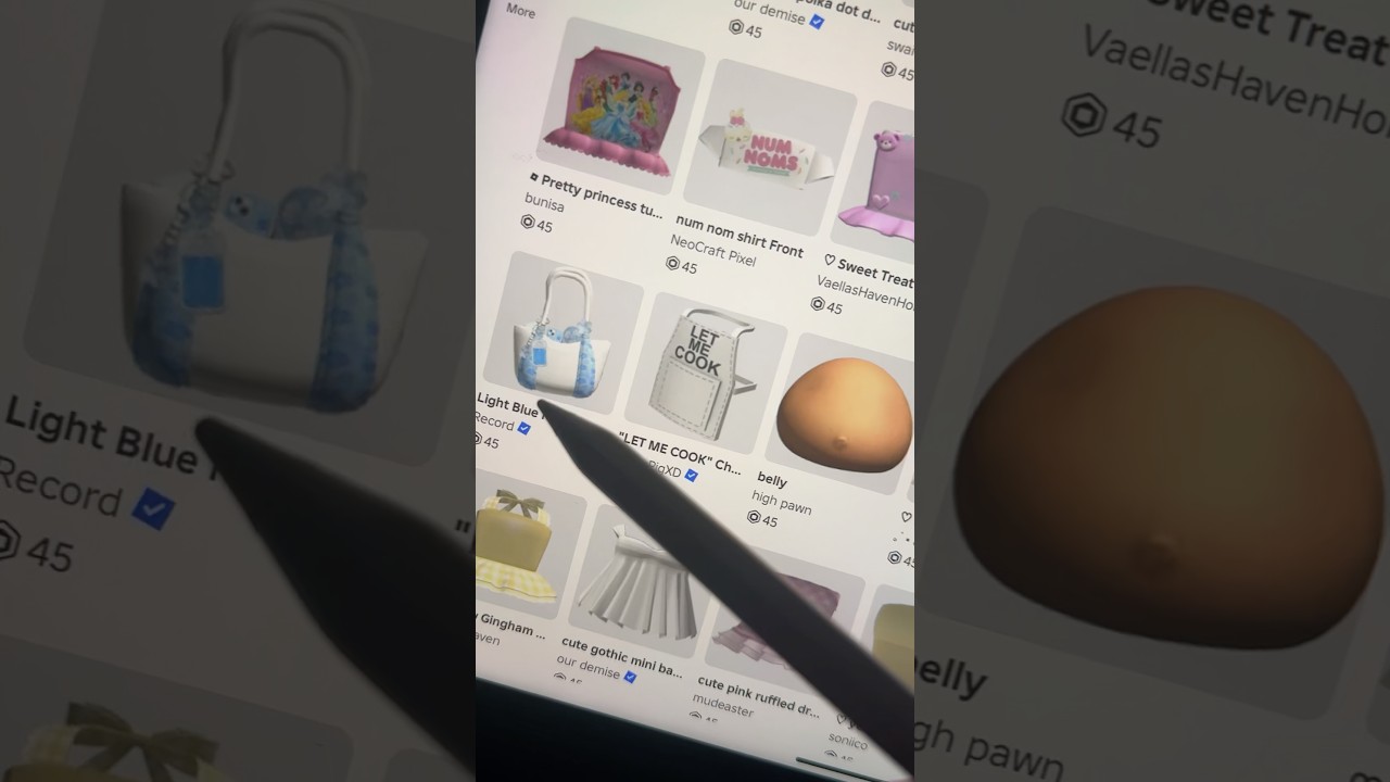 It’s..EUGHH-😟😩🤨 #roblox #robloxshorts