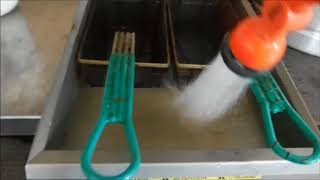 Food Trailer Cleaning 1