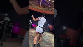 Für Alle, Die Techno Fühlen Sara Landry Jetzt Abonnieren