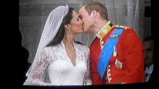 Принц Уильям и Кейт поцелуй / Wedding William & Kate's Royal Kiss