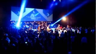 Watch Hillsong United Endless Light video