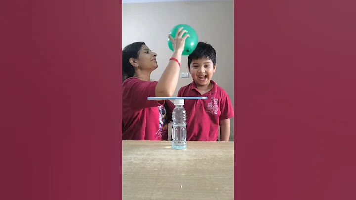 Science experiment with balloon, STATIC ENERGY #experiment #lifehack #science #shorts