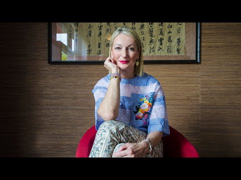 "In so einem Land will ich nicht leben" - Monika Gruber - AUF DEM ROTEN STUHL