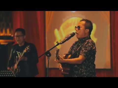 Sandhy Sondoro - In The Heat of The Bali Sun (Red Nose Foundation’s Festival 2017)