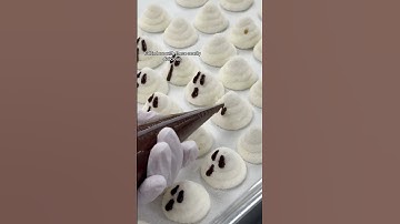 What is your favorite Halloween Movie? #xomarshmallow #halloween #marshmallow #smallbusiness