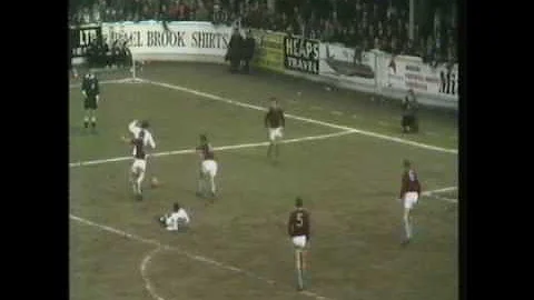 EDDIE GRAY GOALS v BURNLEY - 1970