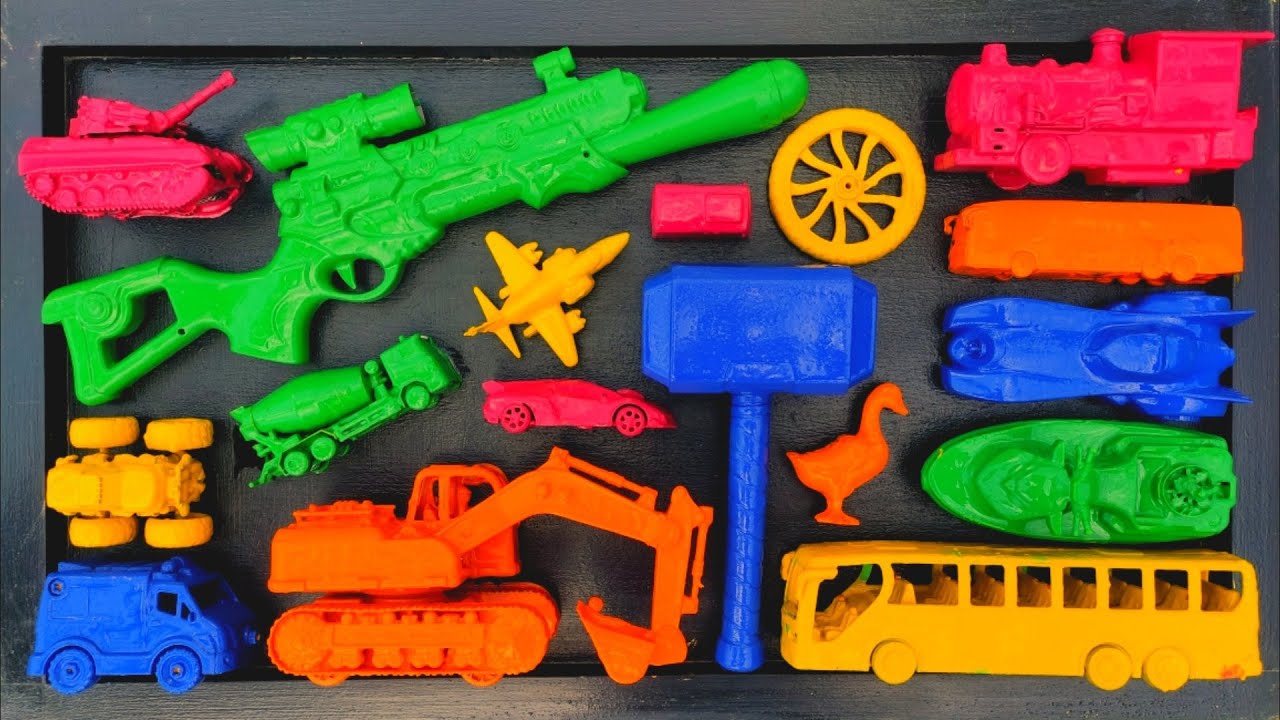 Membersihkan Mainan Mobil Balap, Truk Molen, Kereta Api, Excavator, Tank Baja, Speed Boat, Pesawat