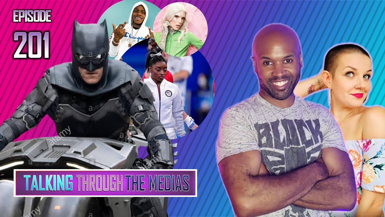 Batman Motorcycle On The Flash Set - New Show Format - Ep #201