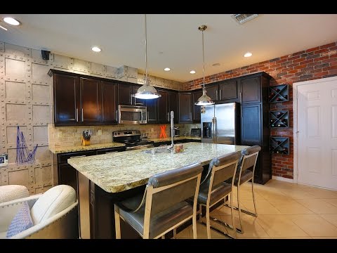 2957 St Thomas Dr, Hollywood, FL home video tour