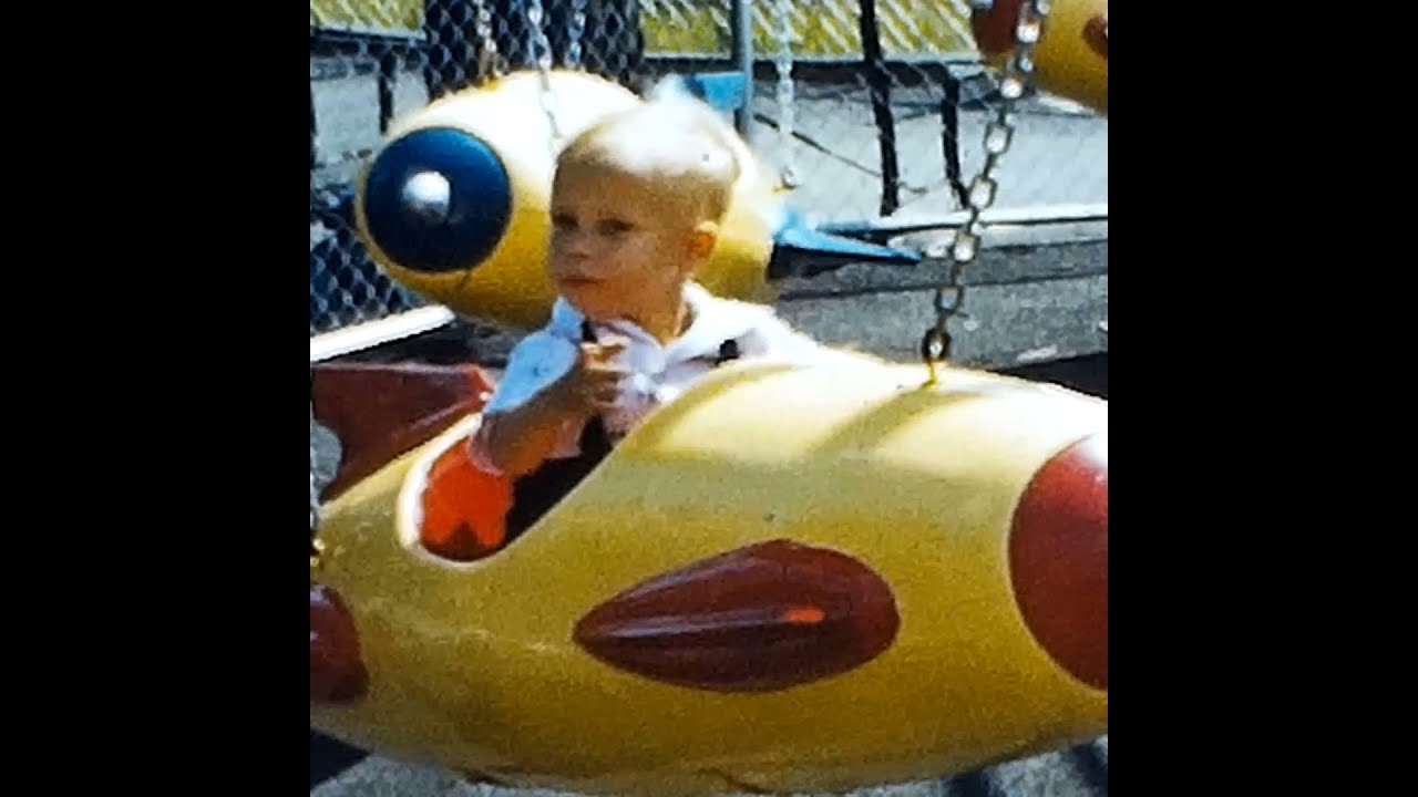 New Avenues - Taking Flight (Official Video) auf YouTube ansehen New Avenues - Taking Flight (Official Video) auf YouTube ansehen