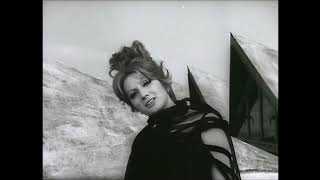 Mina - Se telefonando (1966) regia e costumi Piero Gherardi Resimi