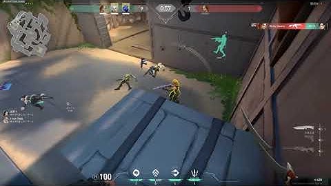 when an apex player plays valorant