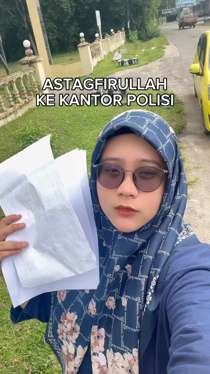 ASTAGFIRULLAH? TAS AKU DIBUKA M4L1NG?