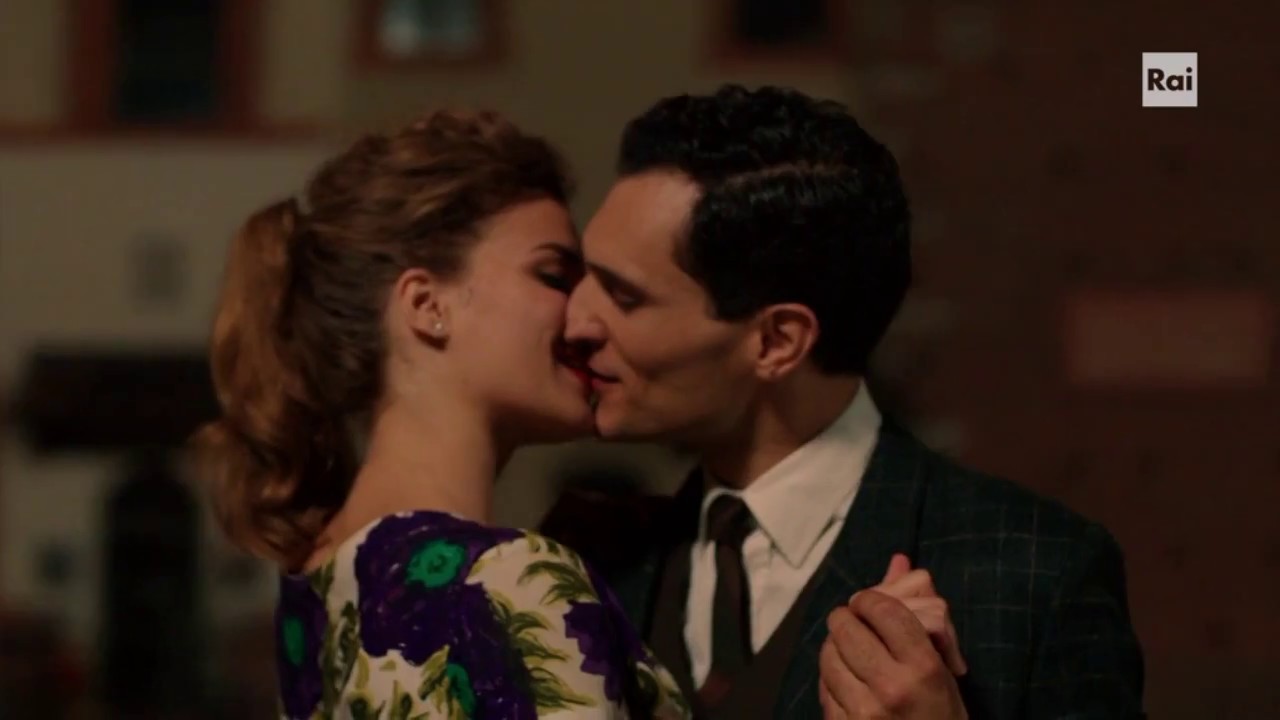 Vittorio & Teresa - How will I know | Il Paradiso delle Signore