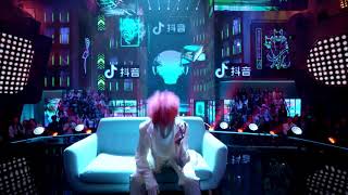 XIN Liu 刘雨昕 SEXY solo dance | Naughty Egg on Masked Dancer King 20201004