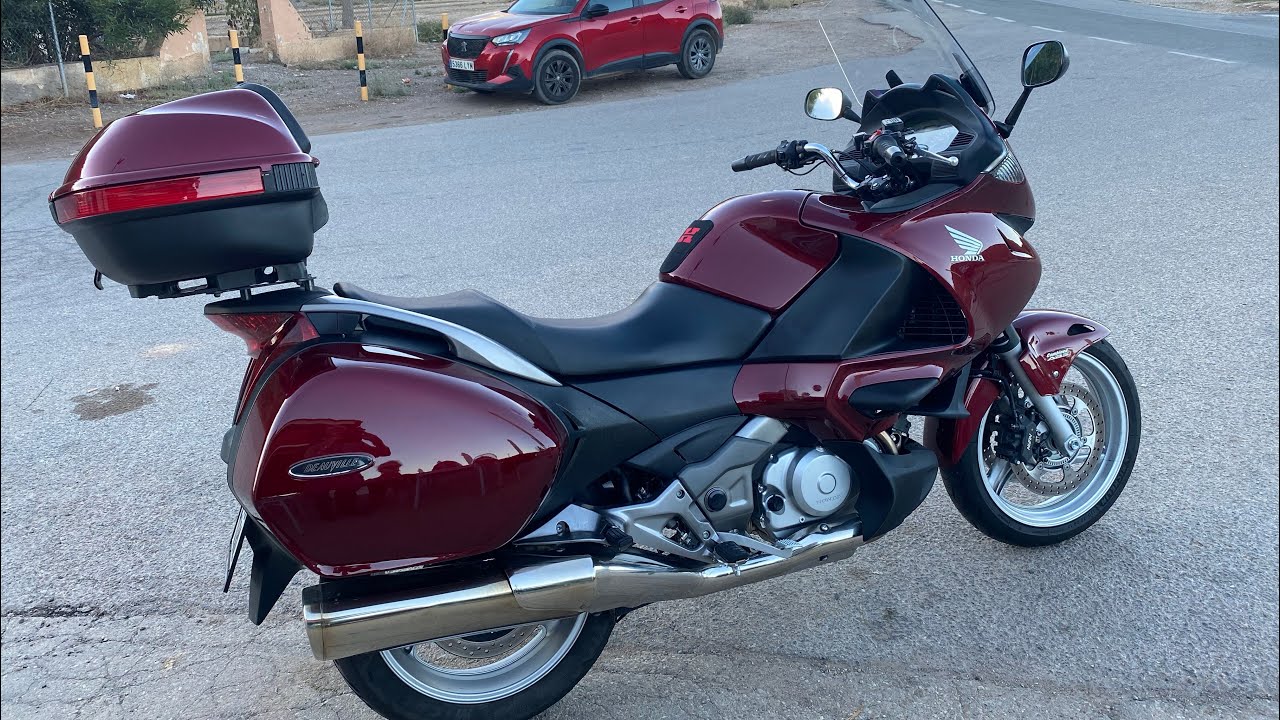 Our First Impressions Honda NT700V Deauville