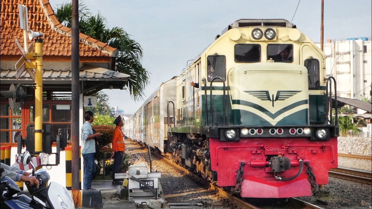Lokomotif Vintage Kembali Menjadi Andalan Kereta Api Jarak Jauh !