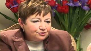 NJ Divorce Attorney: Are divorced parents required to pay for their children's college? How much?