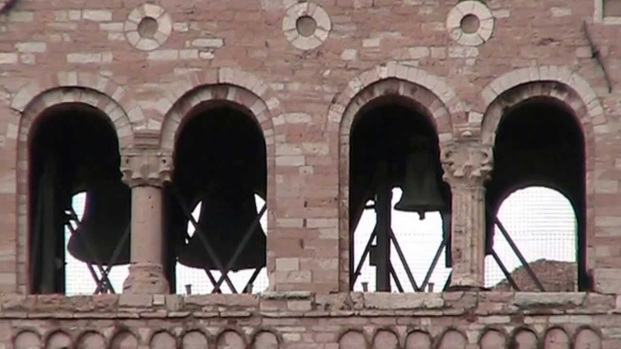 Campane della Cattedrale di San Rufino di Assisi (PG) (01) v.080