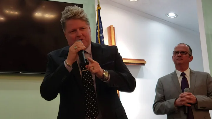 Derrick Boyd and Dixie Melody Boys  "He Is Worthy"