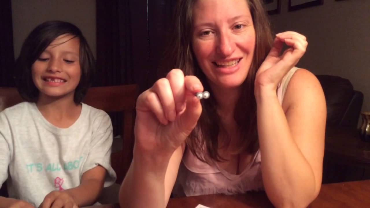 Meebo opens Avengers Mystery Dog Tag & Minion Blind Box