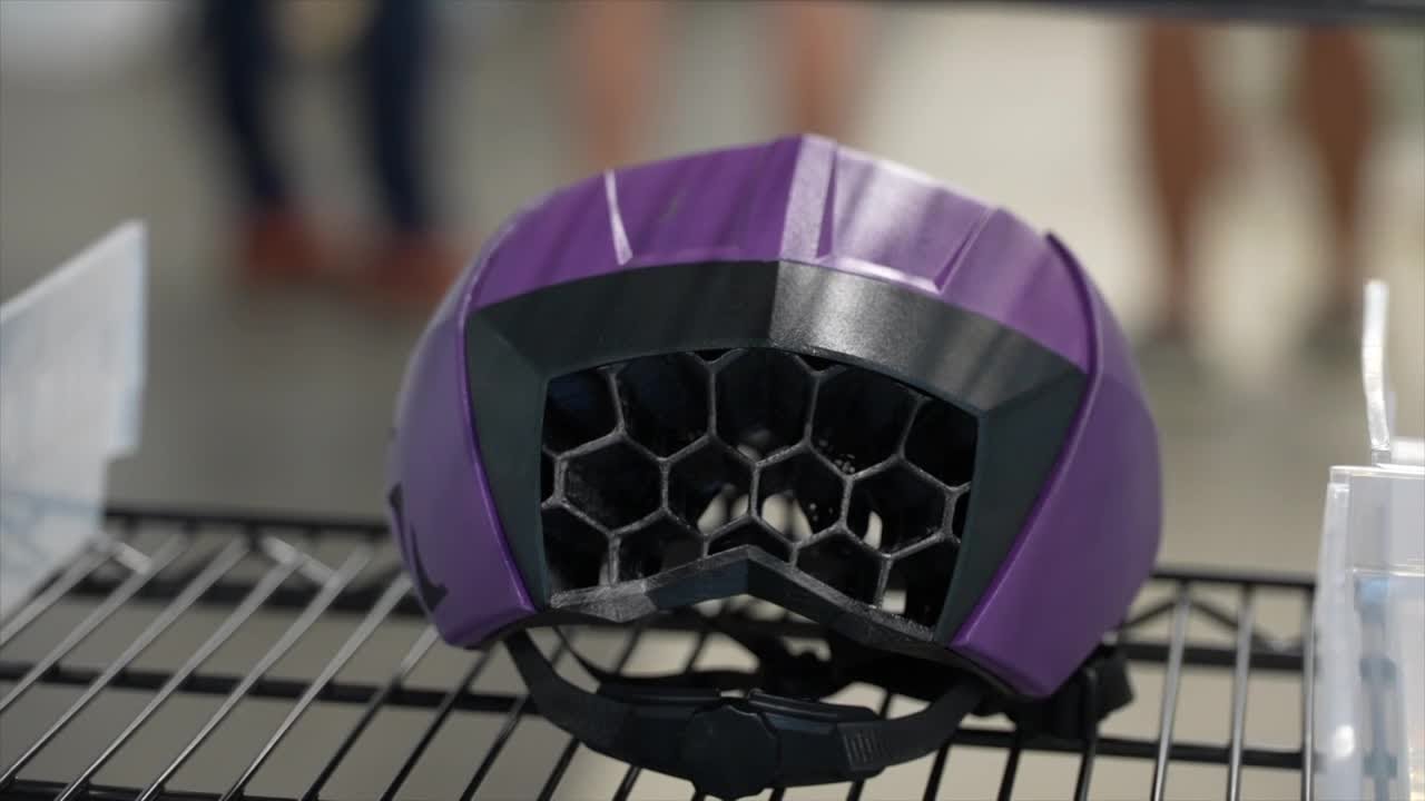 Silicon Valley 3D manufacturer relocates to Buffalo, creating new jobs in specialized production