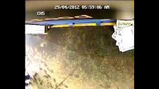 guy steals newspaper Sun 29/4/2012 6am
