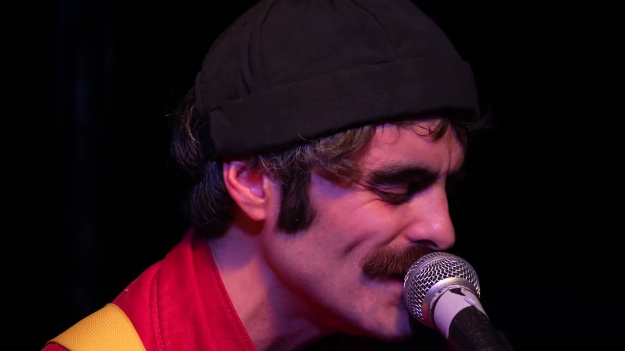 AVINCOLA canta CARELLA • Parigi (feat. Maurizio Guarini)