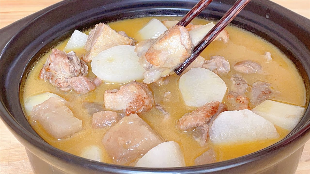 燉「酸蘿蔔老鴨湯」時，訣竅簡單，教你飯店不外傳的秘方，真香