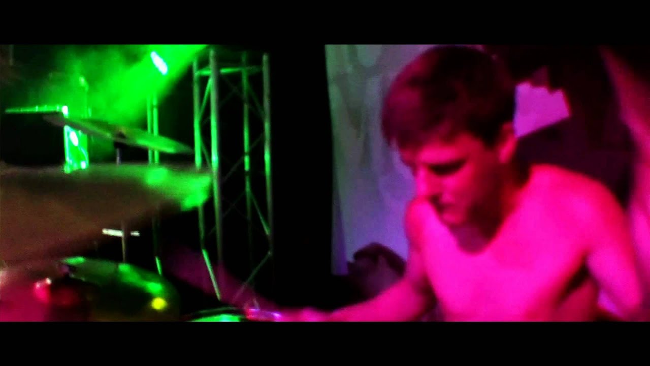Tonton Romeo Must Die "Time...The Great Vivisector" Live at Bloodstock Open Air 2011 di YouTube Tonton Romeo Must Die "Time...The Great Vivisector" Live at Bloodstock Open Air 2011 di YouTube