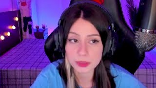 Yulla E Nickilink Na Live Da Yayah Hahaha,