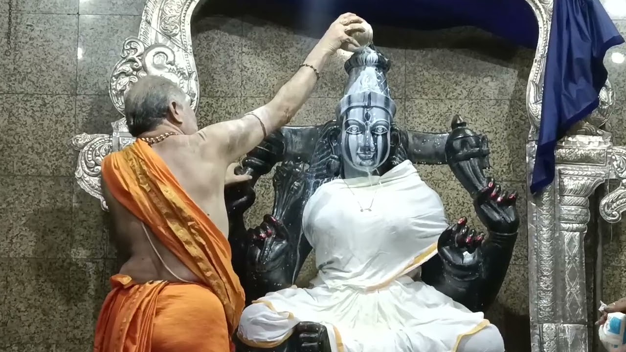 9.8.24 మొదటి శ్రావణ శుక్రవారం మన దేవి ఆశ్రమం లో అమ్మవారికి అభిషేకం