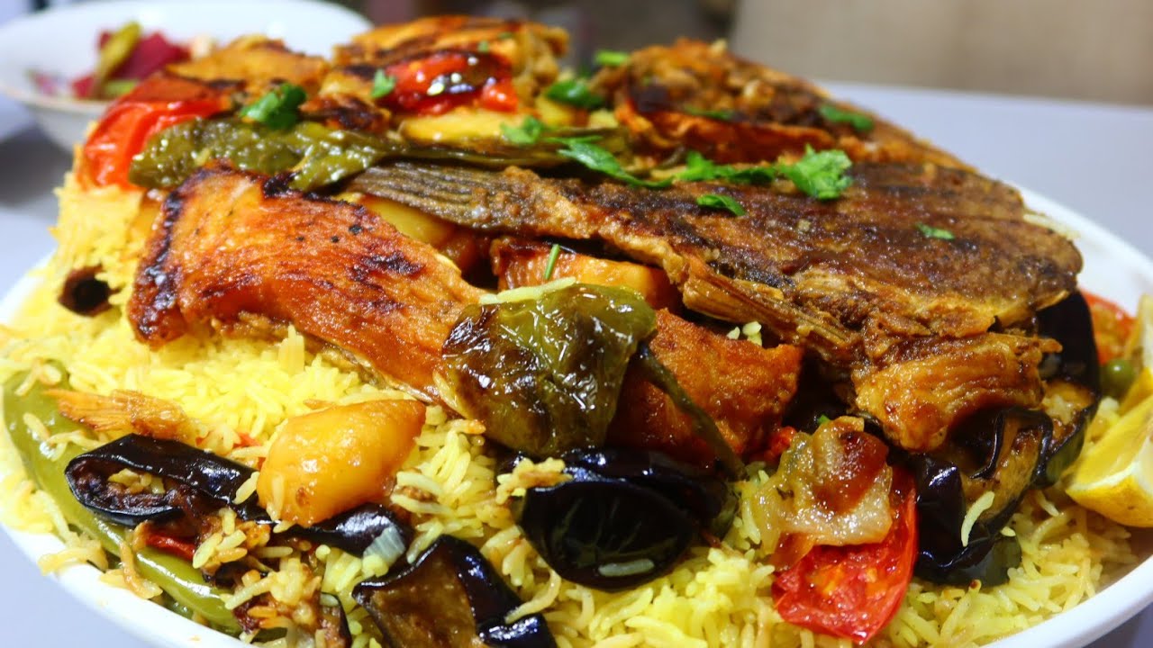 مقلوبة السمك على الطريقه خاصه اسهل طريقه راح يحب هاذي الوصفه الجميع #