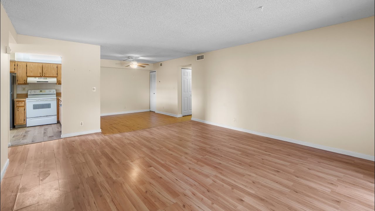 707 Gardens Dr APT 101, Pompano Beach, FL 33069