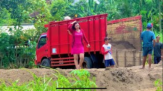 Mita ayyu suasana panas ambil pasir di blitar! sodrek dari luar kabin