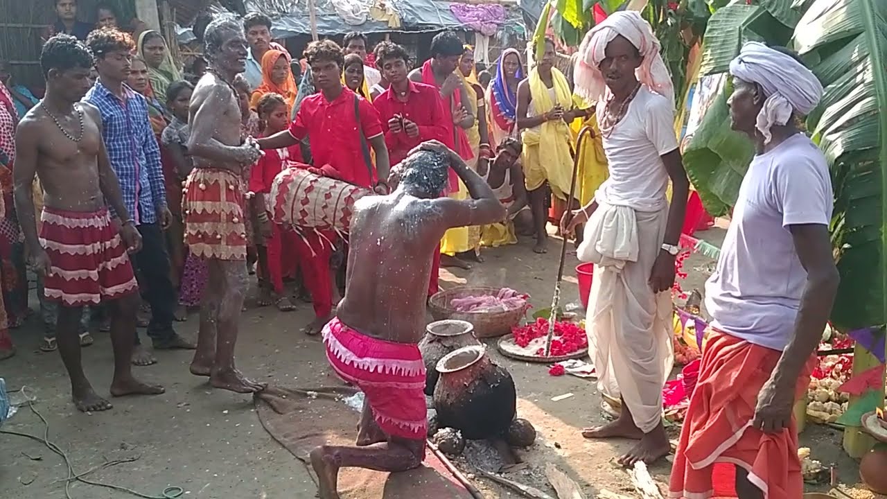गर्म दूध से तीनो भगत् जी एक साथ नहाते हुए||chota bhuiya pooja