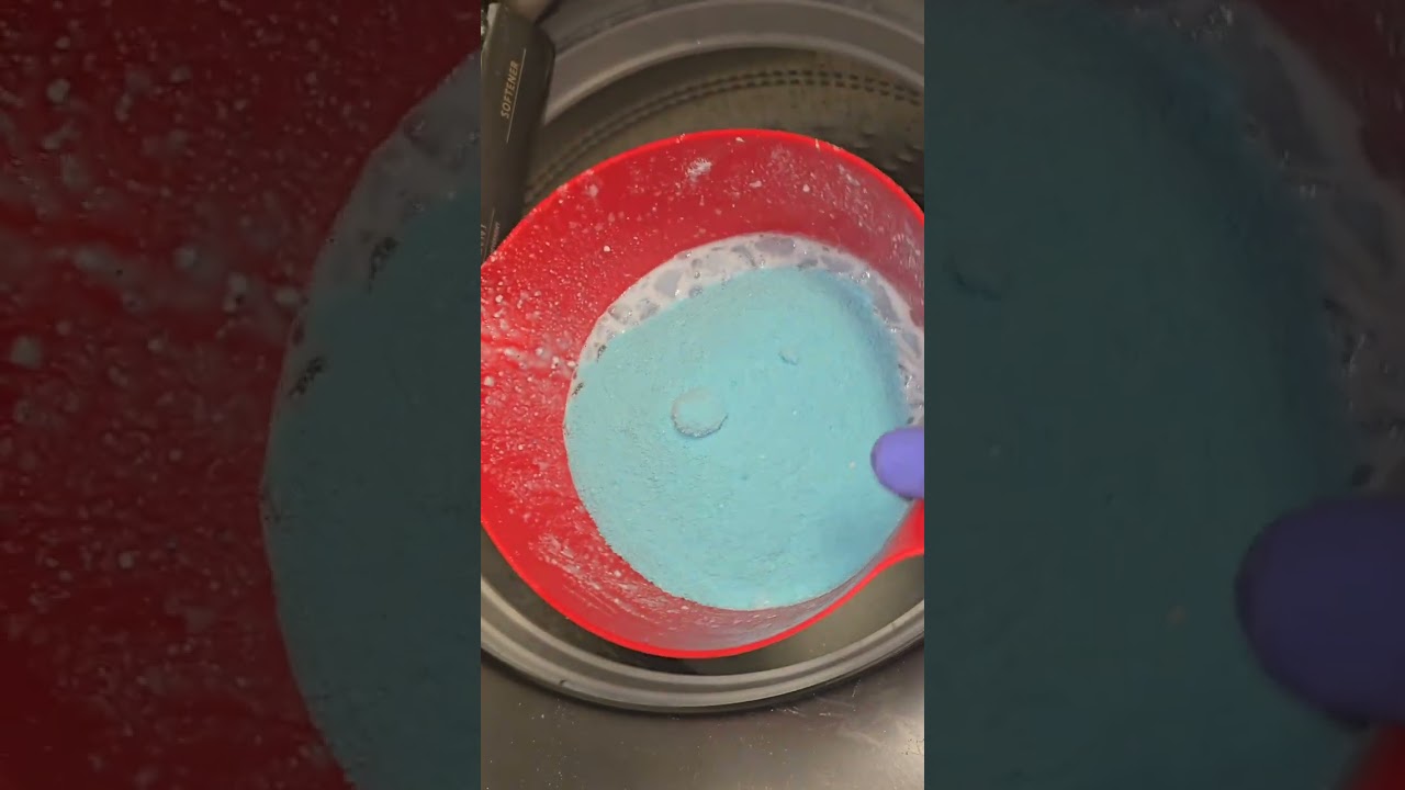 Ice paste 😋 👌 #fyp #asmr #laundry #laundryoverload #spongesqueezing 