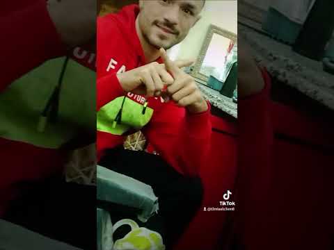 الخايب اتكلم عليا وانا غايب