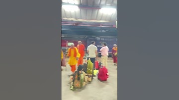 Delhi railway station  🚉👹👁️ #shorts #viralvideo #trending #rajsingh #delhi #trin #relway ￼