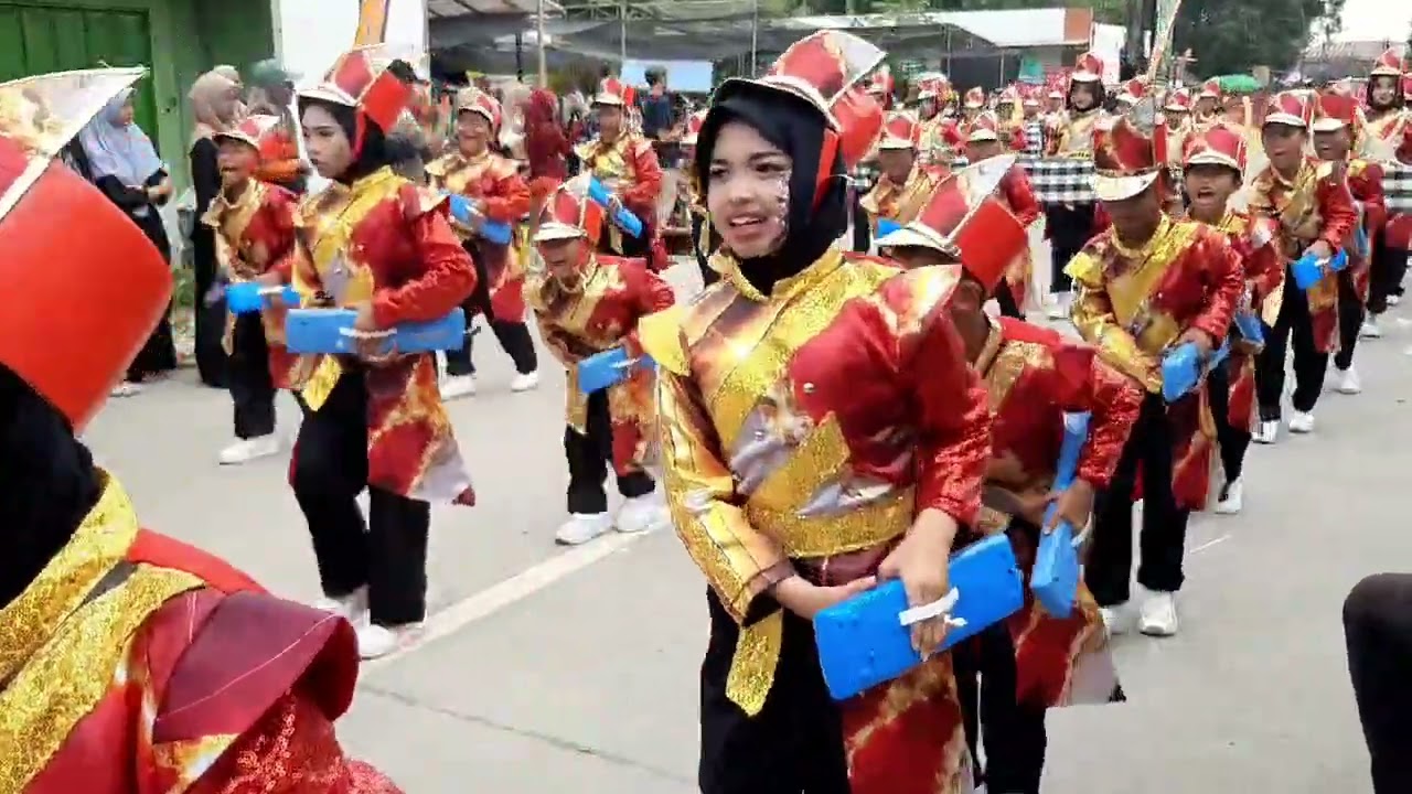 Juara 1 parade drumband mojokerto.satuan nada MI Al-HuDa Banyuarang Ngoro jombang